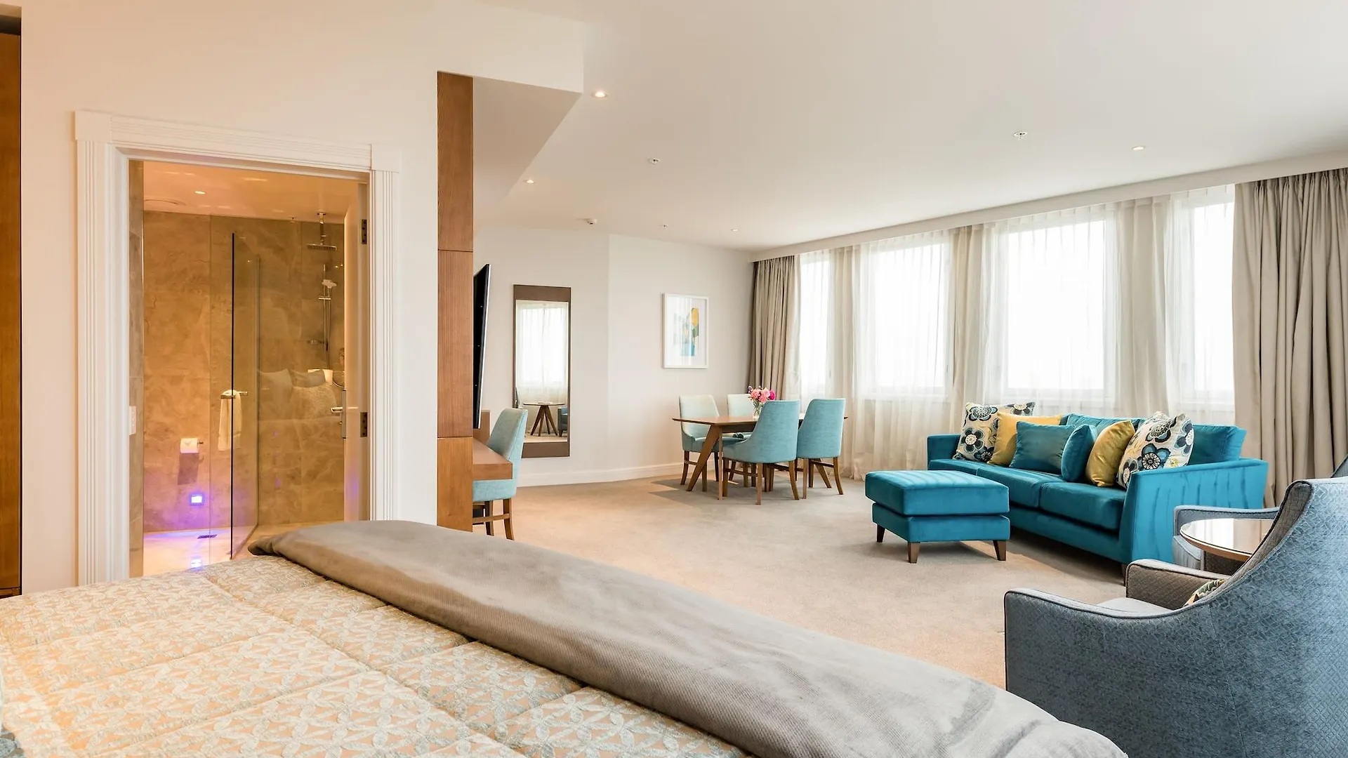 Distinction Christchurch Hotel