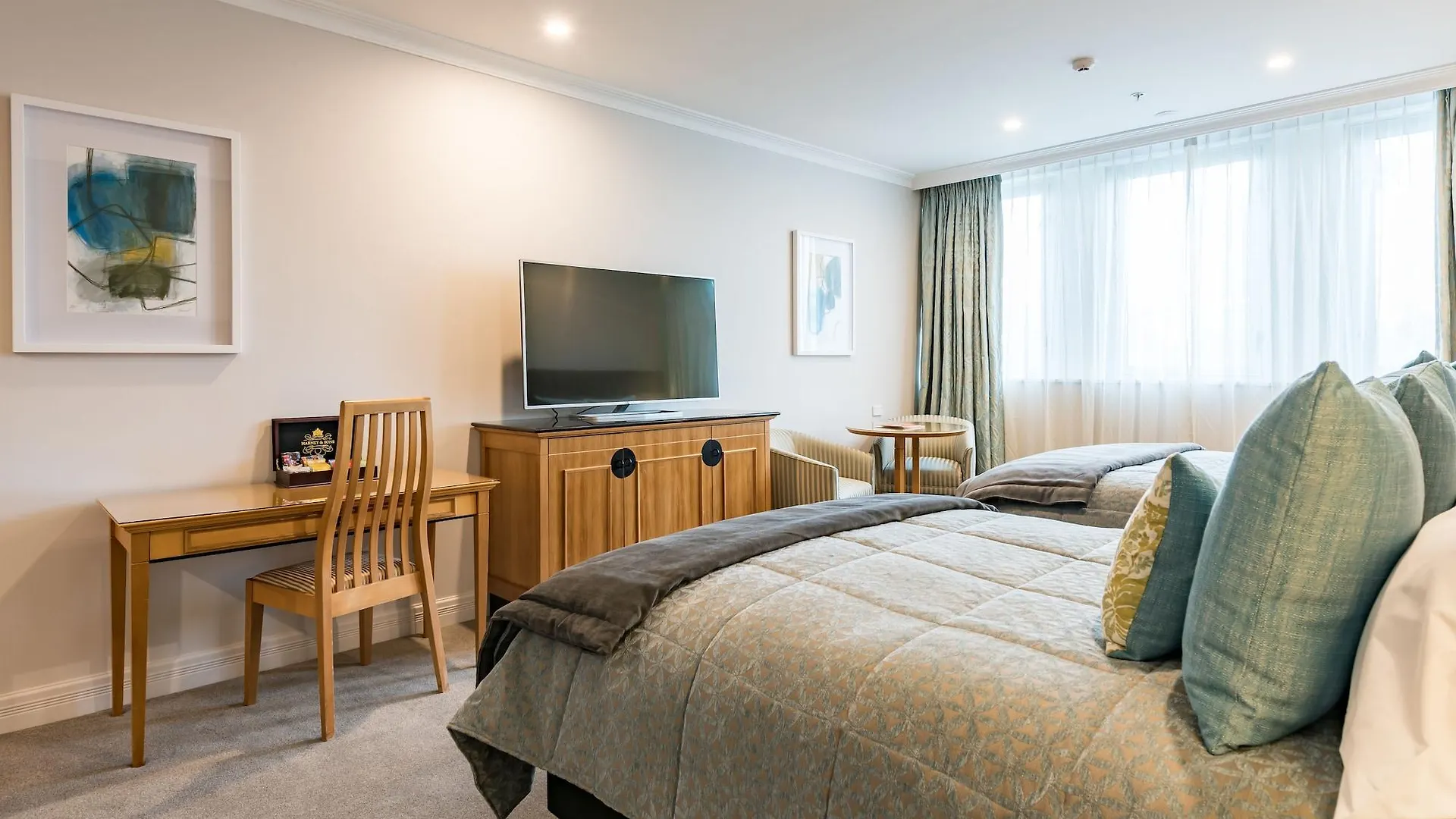 Distinction Christchurch Hotel