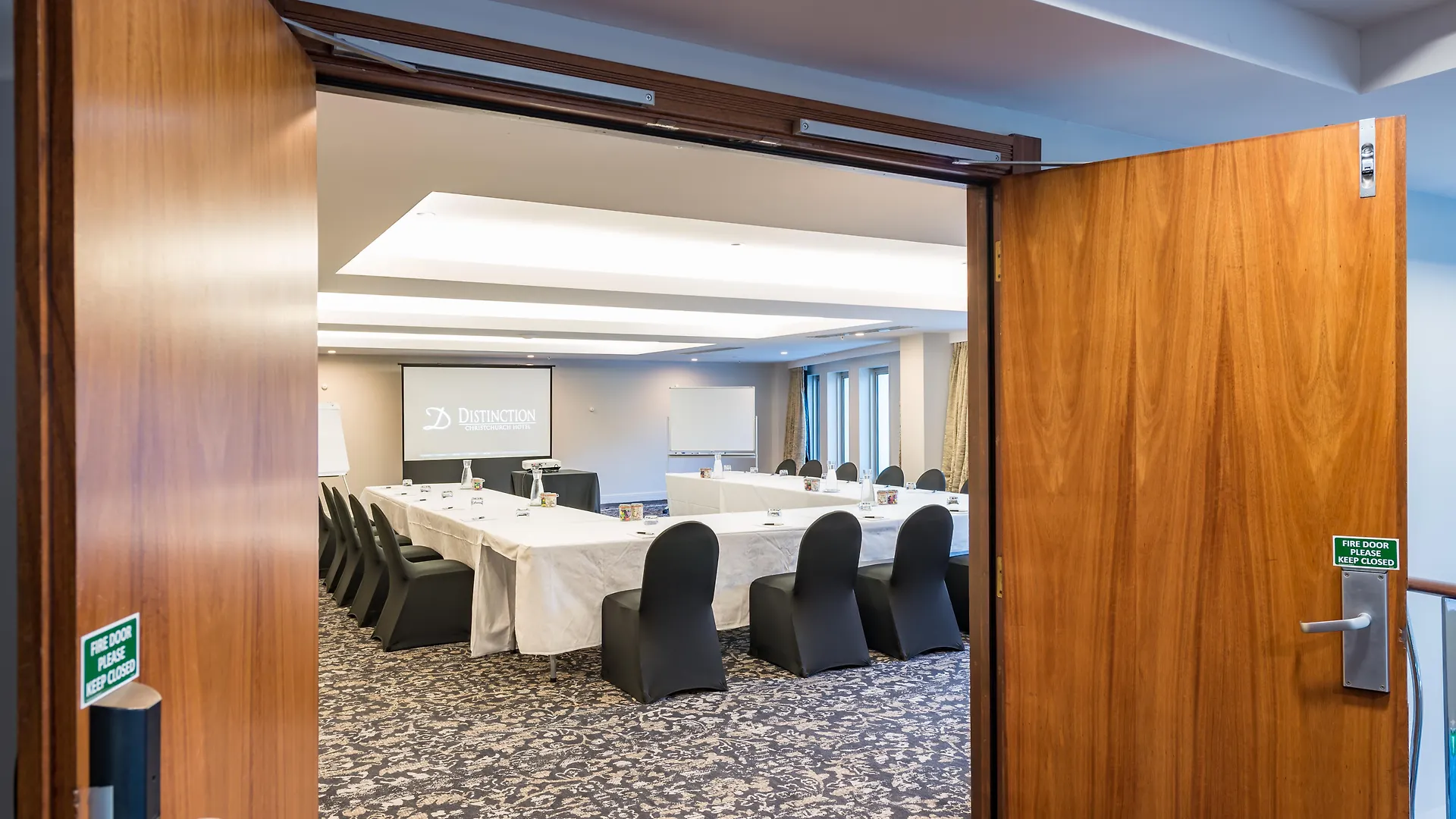 ****  Distinction Christchurch Hotel New Zealand