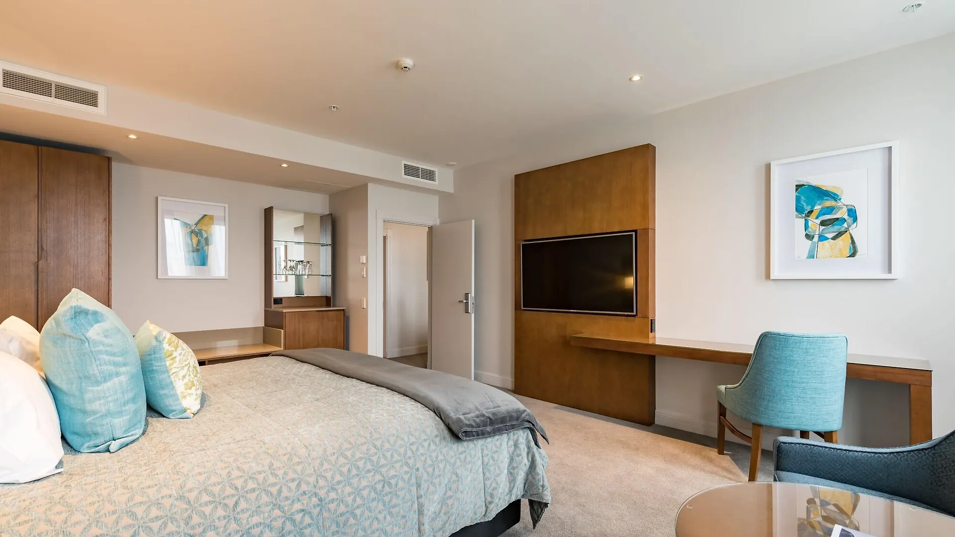 Distinction Christchurch Hotel